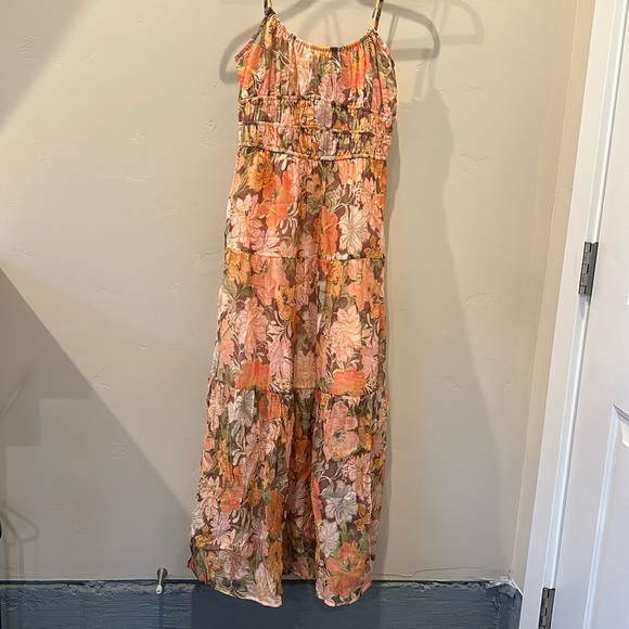 MINKPINK Dresses & Skirts - MinkPink Floral Maxi Dress